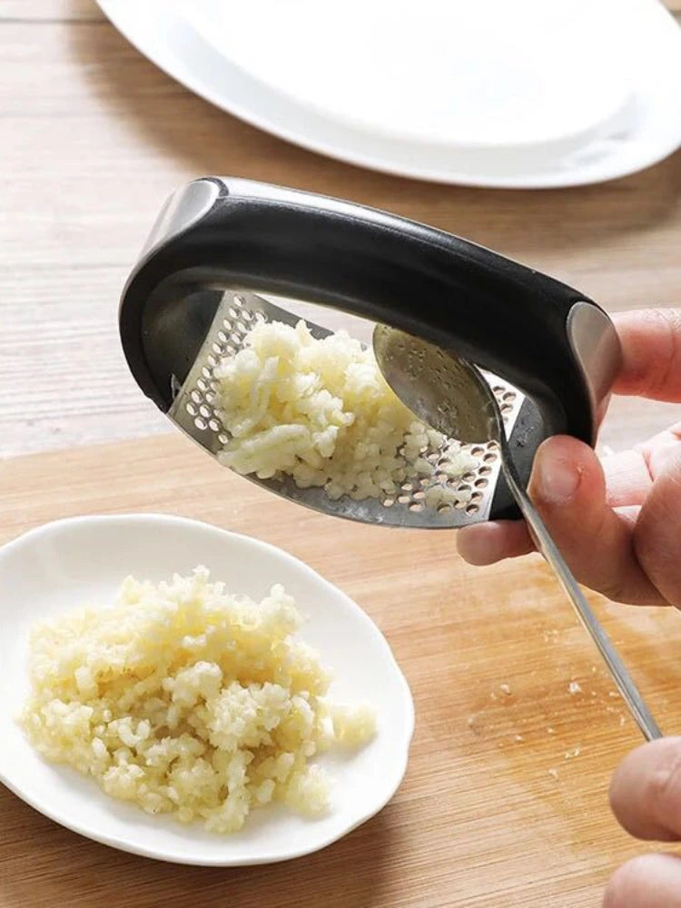 Kitchen Garlic Press