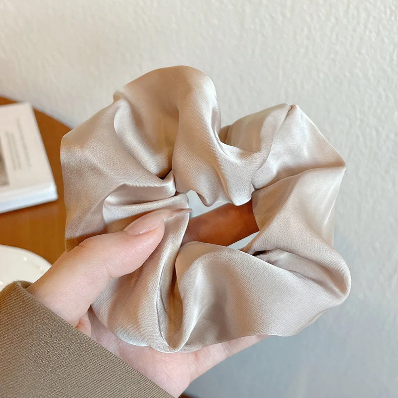 Women's Silk Scrunchie