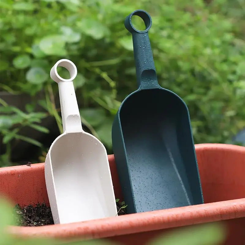 Multifunctional Garden Hand Soil Scoop