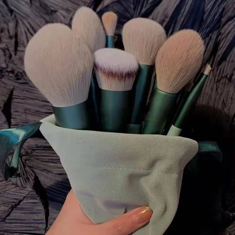 Soft Fluffy Makeup Brushes Set