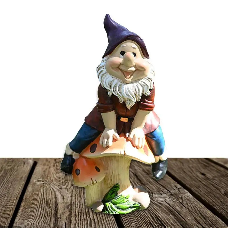 Funny Resin Garden Gnome Statue