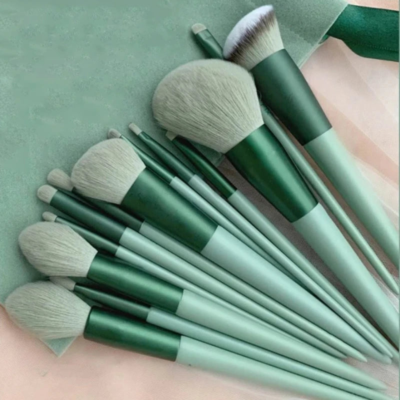 Soft Fluffy Makeup Brushes Set